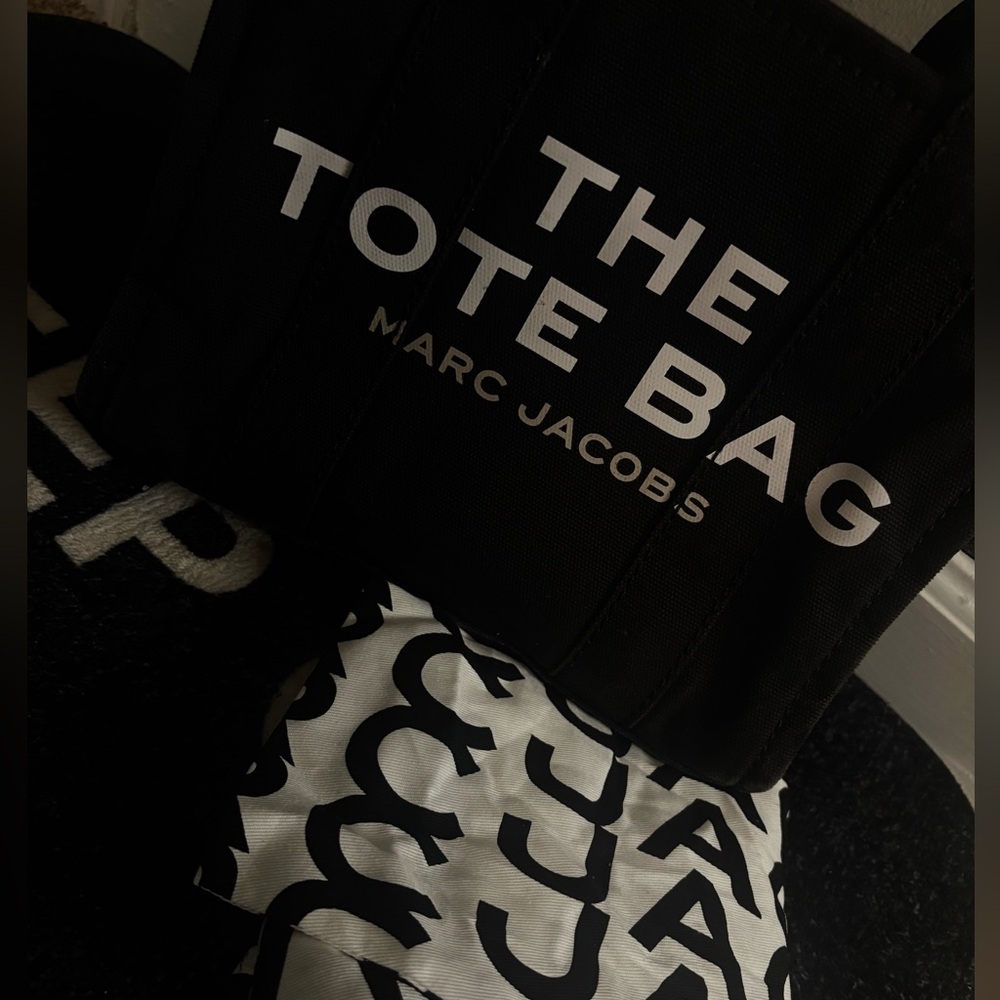 Marc Jacobs Black and White Tote Bag